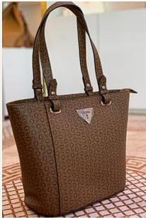 CARTERA ESTILO TOTTE GUESS